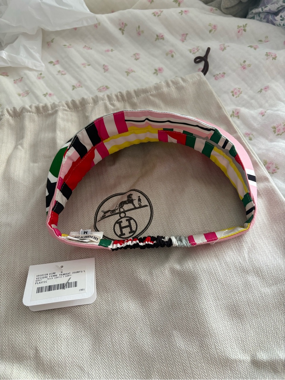 Hermes M NWT Pink and Green Patterned Sun Visor - Picture 4 of 6